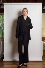Cargar imagen en el visor de la galería, Oversized Cropped Trench Coat