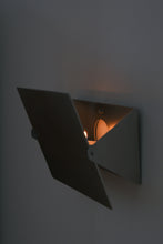 Cargar imagen en el visor de la galería, Candle Holder