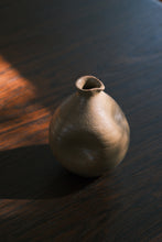 Load image into Gallery viewer, Vase
